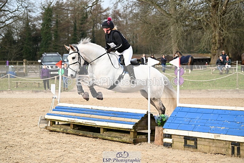 250309A-091229-00068 - Cls 01 70cm 09.00 to CW