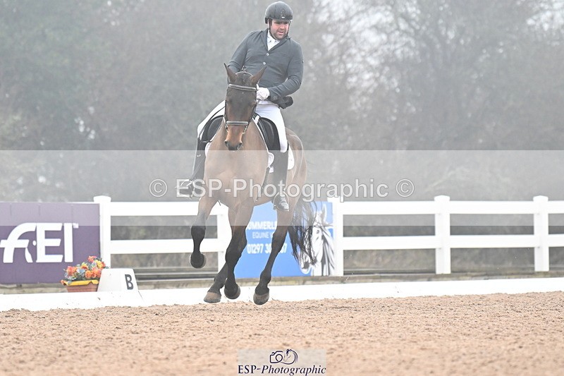 240217A-122719-02224 - 153-Robert.Trobridge-Orlando.T