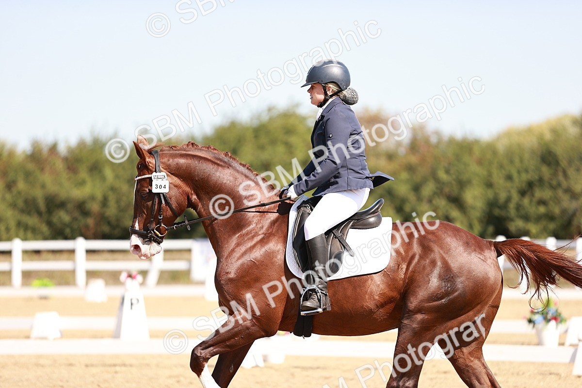 SBM_004455 - Class 12 - Novice 5 - 10.31-11.41