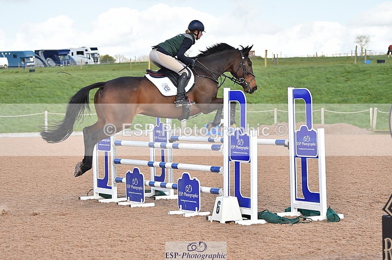 240306A-135904-01528 - Cls 4 Newcomers and 1.10m Open