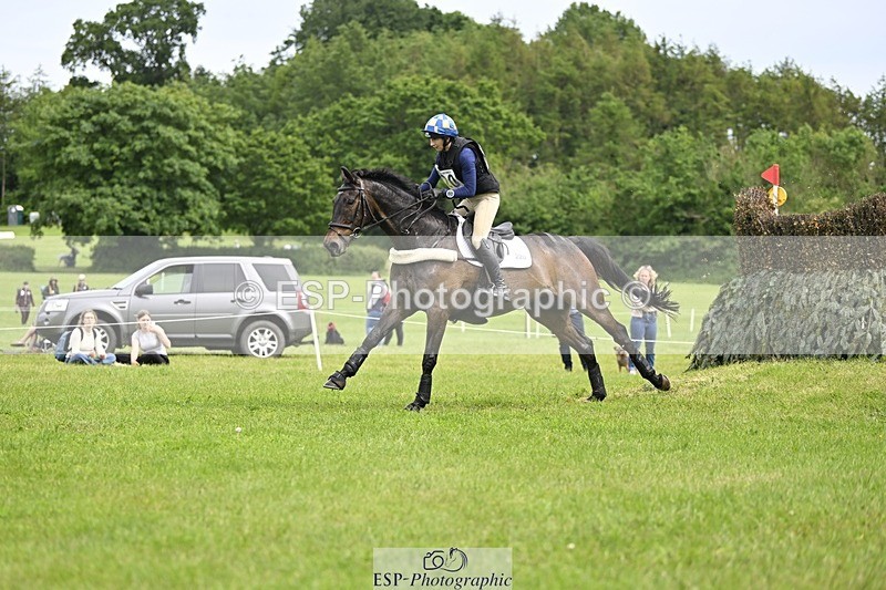 240525-153051-16796 - 220-BALLINAMURRA_FLARE_STAR-Mary_Mason