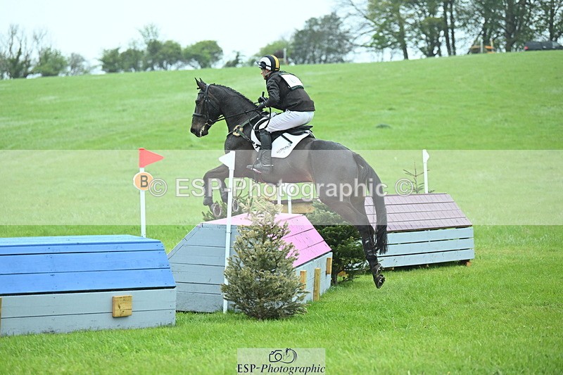 250418-110822-01984 - 061-Gubby.Leech-JUST.SPOTLESS