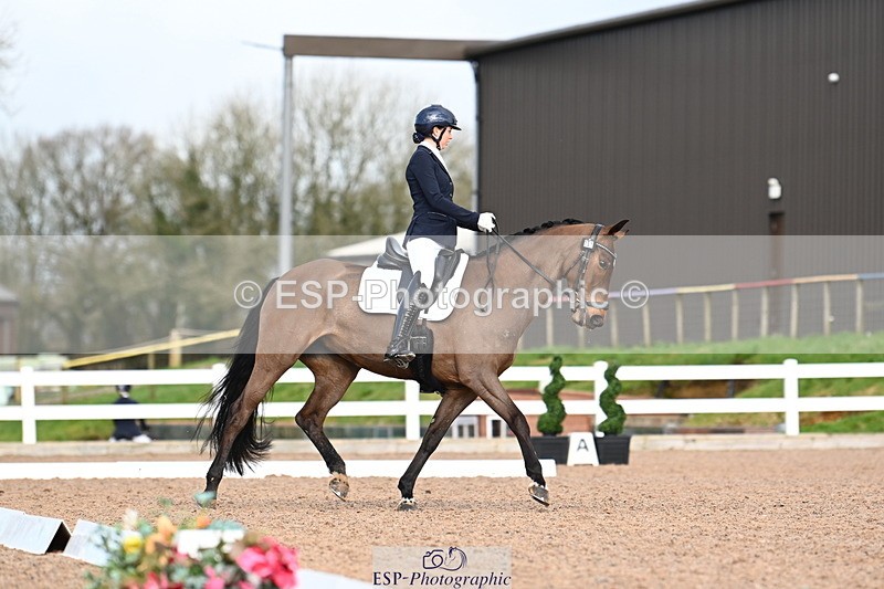 240218A-124936-07330 - 131-Lauren.Burrows-Active.Vogue