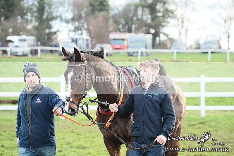 PtP 141225  2176 - New Forest Hounds PtP Larkhill 14/12/25