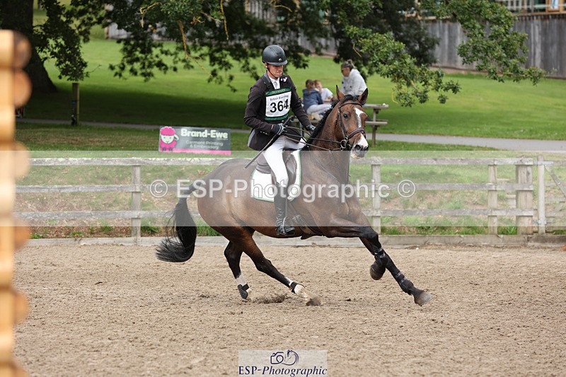 240804-111148-11527 - 364-Tom_Rowland-MONBEG_SKYFALL