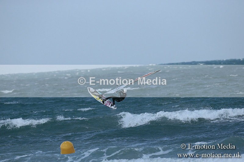 WS 020413-215 - Windsurfing