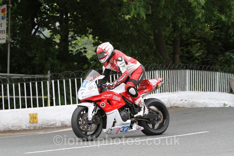 James Cowton Honda / F W Cowton Joiners - Monster Energy Supersport Race 2
