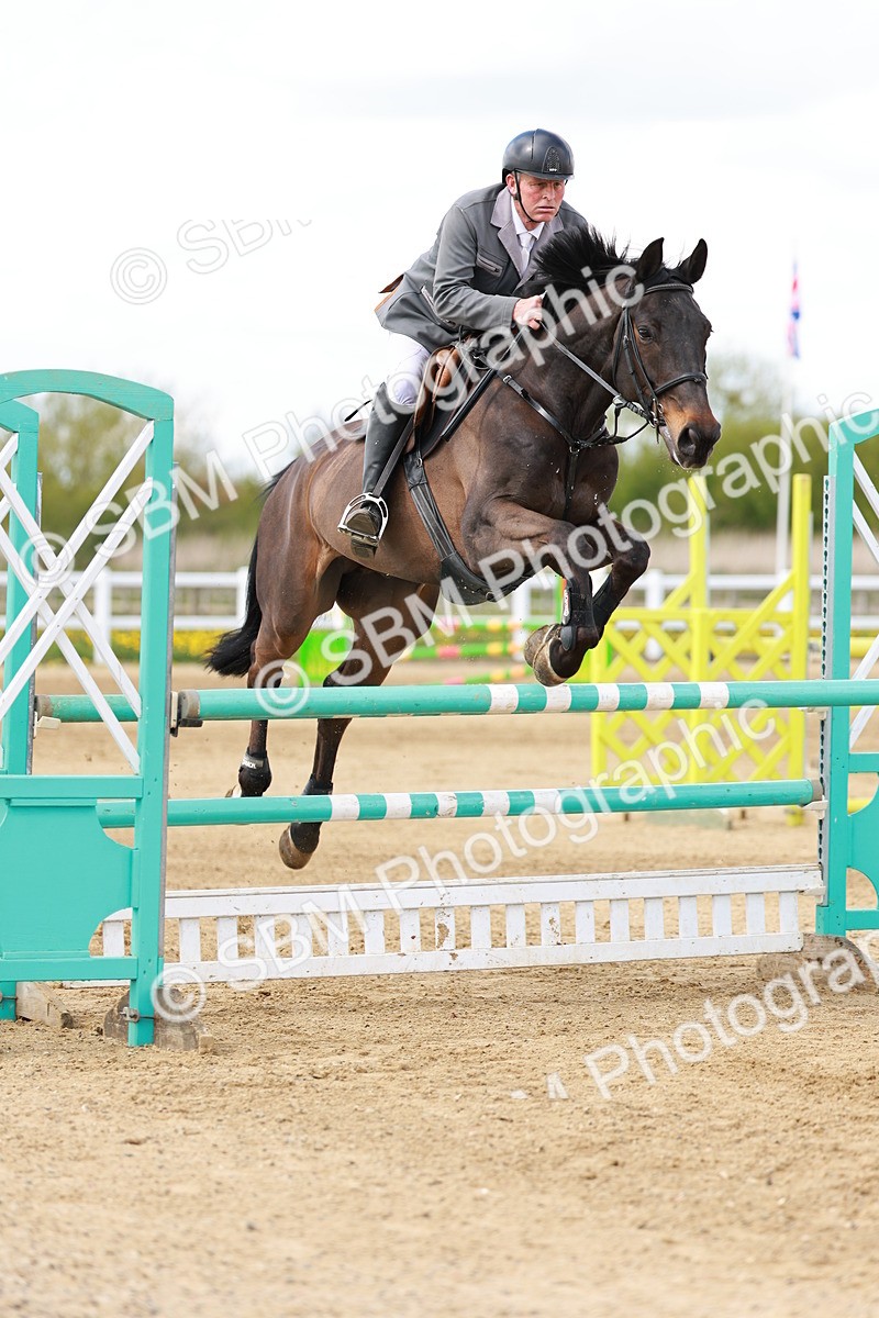 SBM_001922 - Class 4 - Senior Newcomers - 1.10m