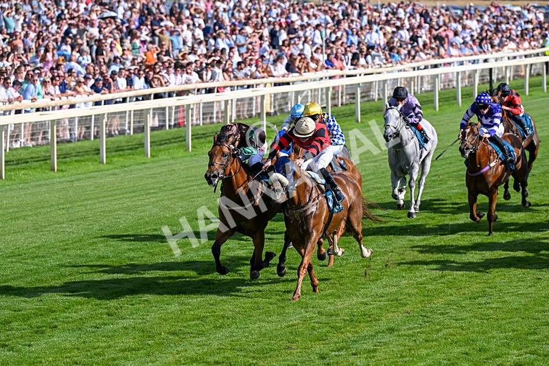 110726-Race 7-Magic Boy-0501 - Race 7 17.30pm John Smith's Sprint Handicap