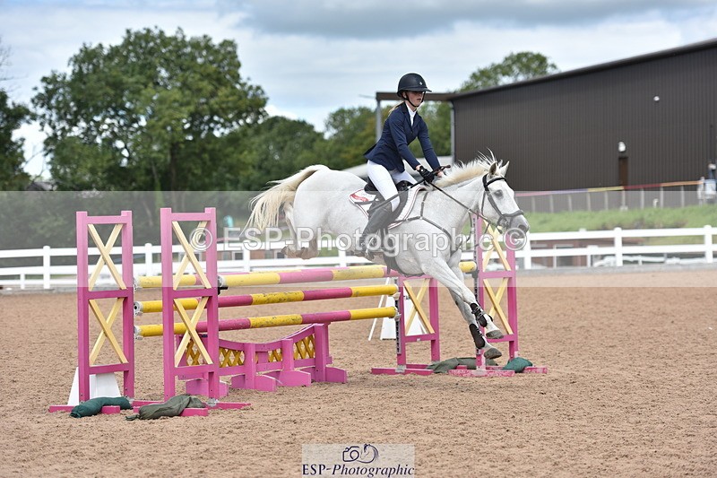 230806A-143112-02533 - Cls 22 Pony Foxhunter & 1.10m Open