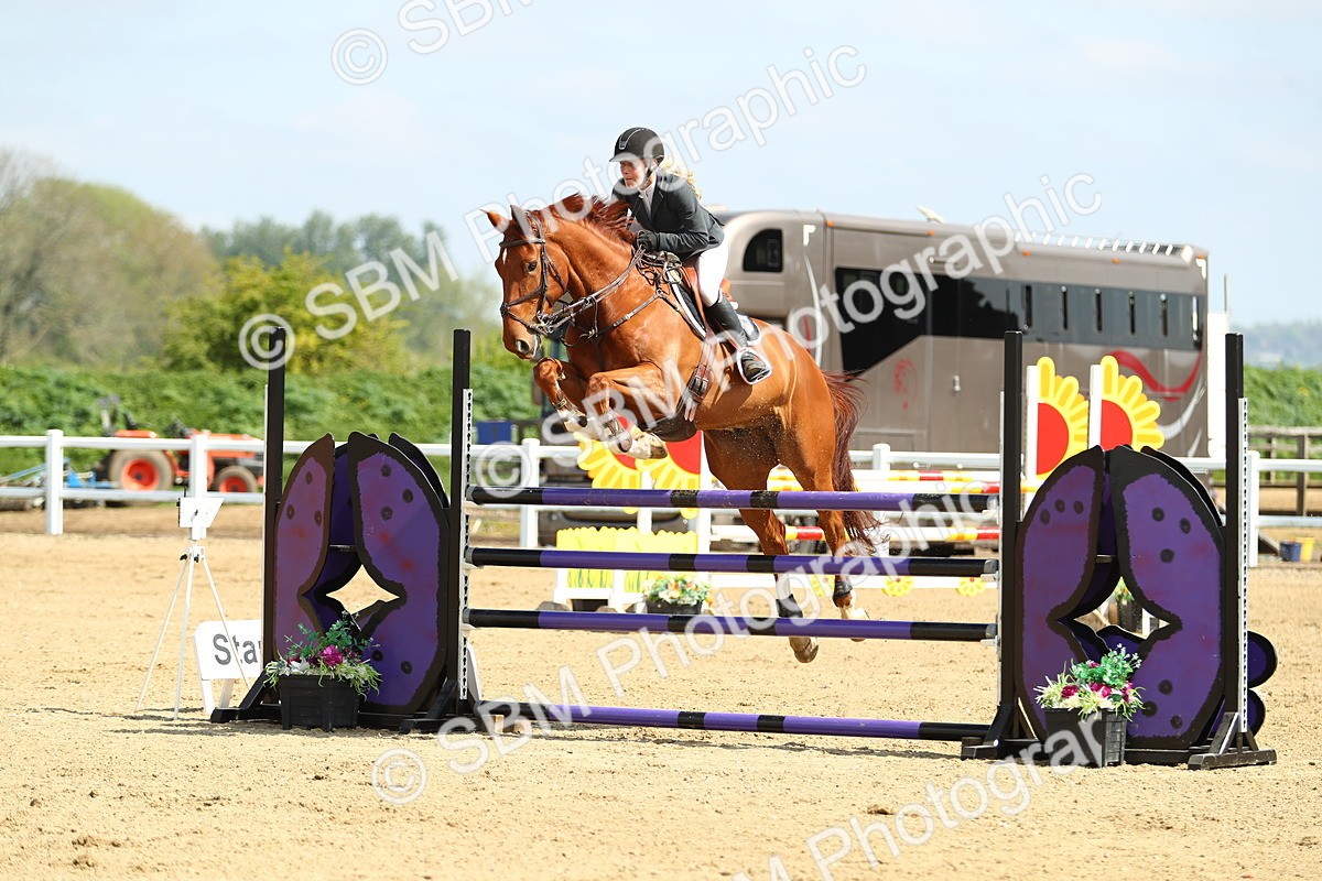 SBM_001293 - Class 5 - Senior Foxhunter 1.20m