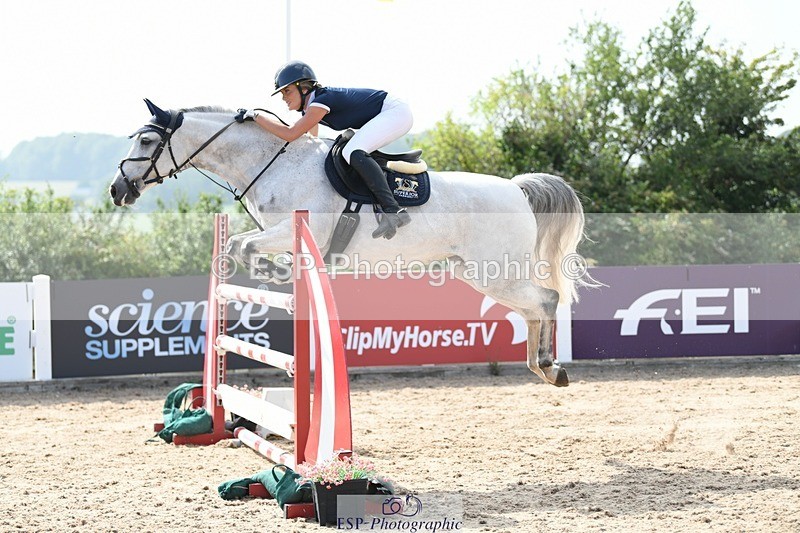 250725-162320-03902 - Cls 10 1.05m Amateur Quali