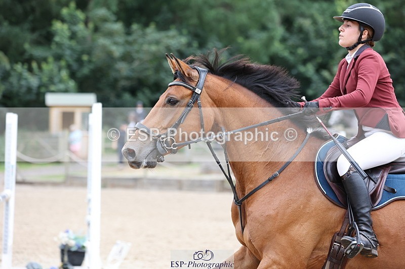 250705A-175842-16702 - Cls 37 1.05m Amateur Quali