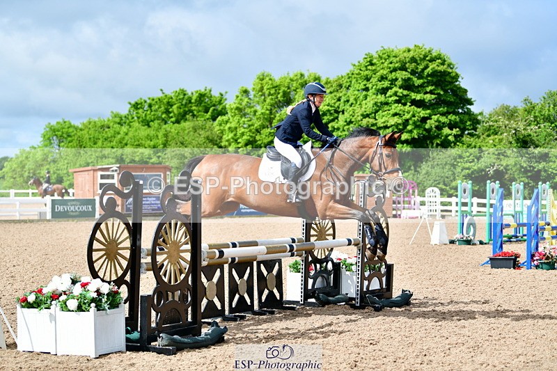 240526A-094904-07175 - Cls 32 British Novice and 90cm Open