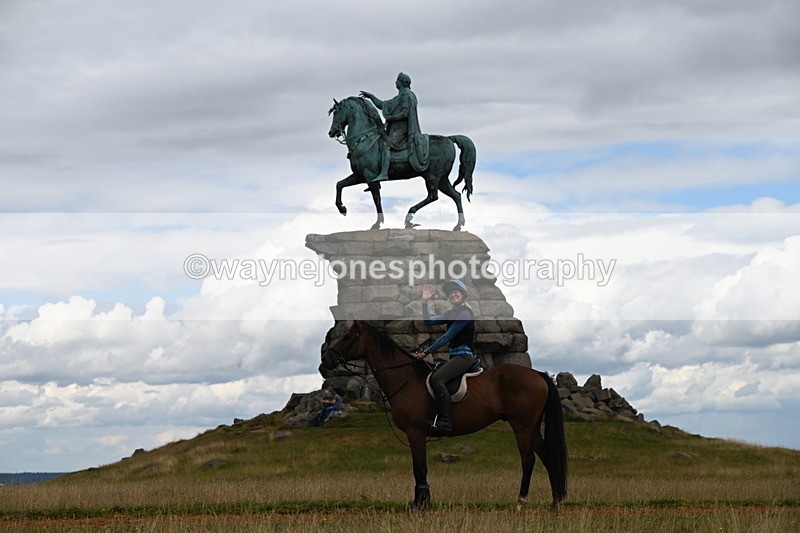 DSC_9386 - Time at Statue 14:33 to 15:10