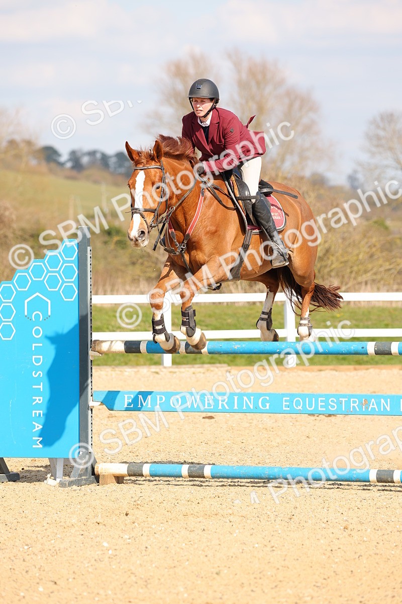 SBM_001542 - Class 4 - Senior Newcomers - 1.10m