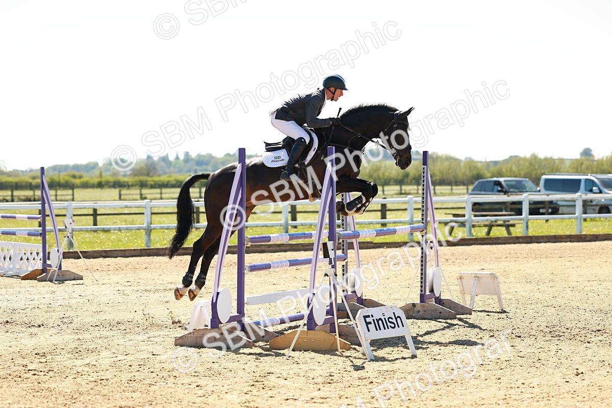 SBM_001726 - Class 5 - Senior Foxhunter - 1.20m