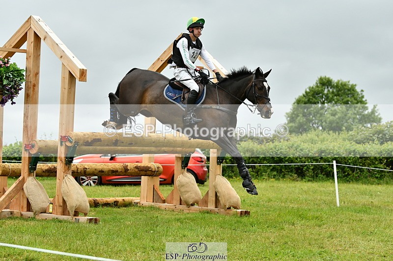 250524A-095726-08624 - A-012-Archie.Tulloch-ZIPPED.UP