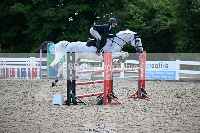 240605A-145655-00830 - Cls 4 Newcomers and 1.10m Open