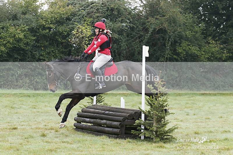 WWHT 171021 0308 - Novice Restricted (0.80m)  17/10/21