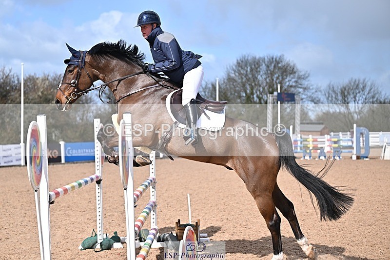 260325-122216-00329 - Cls 3 Snr 1.05m