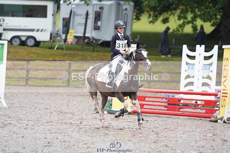 240824X-085256-20477 - 70cm Round 1 8.30 to 9.30