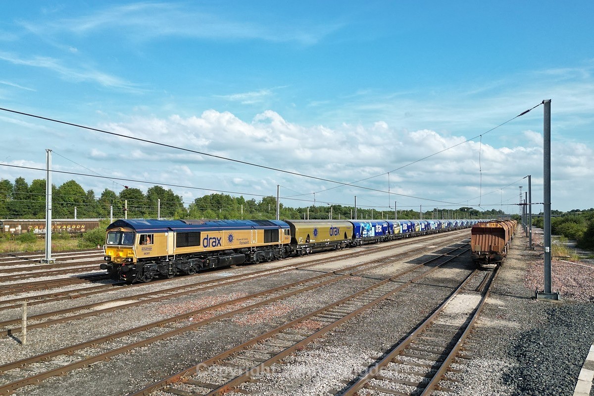 JL - 31.7.24 66301 4N61 Drax - Tyne Coal (via SC), Carlisle Yard - Latest shots
