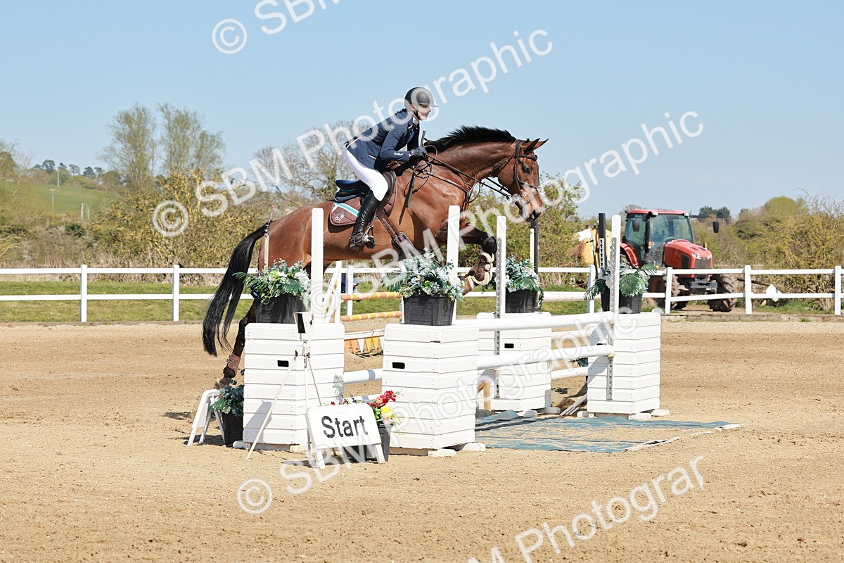 SBM_004478 - Class 17 - Senior Newcomers - 1.10m