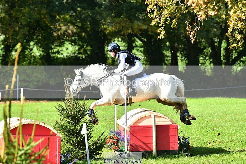 251025A-121718-19622 - F-414-Cecily.Bradford