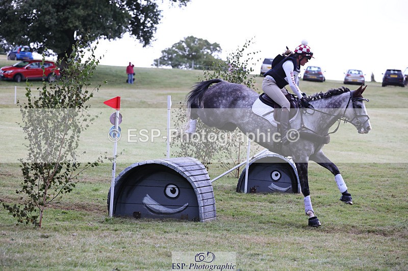 240825X-173253-38376 - 80cm XC 17.30 to End