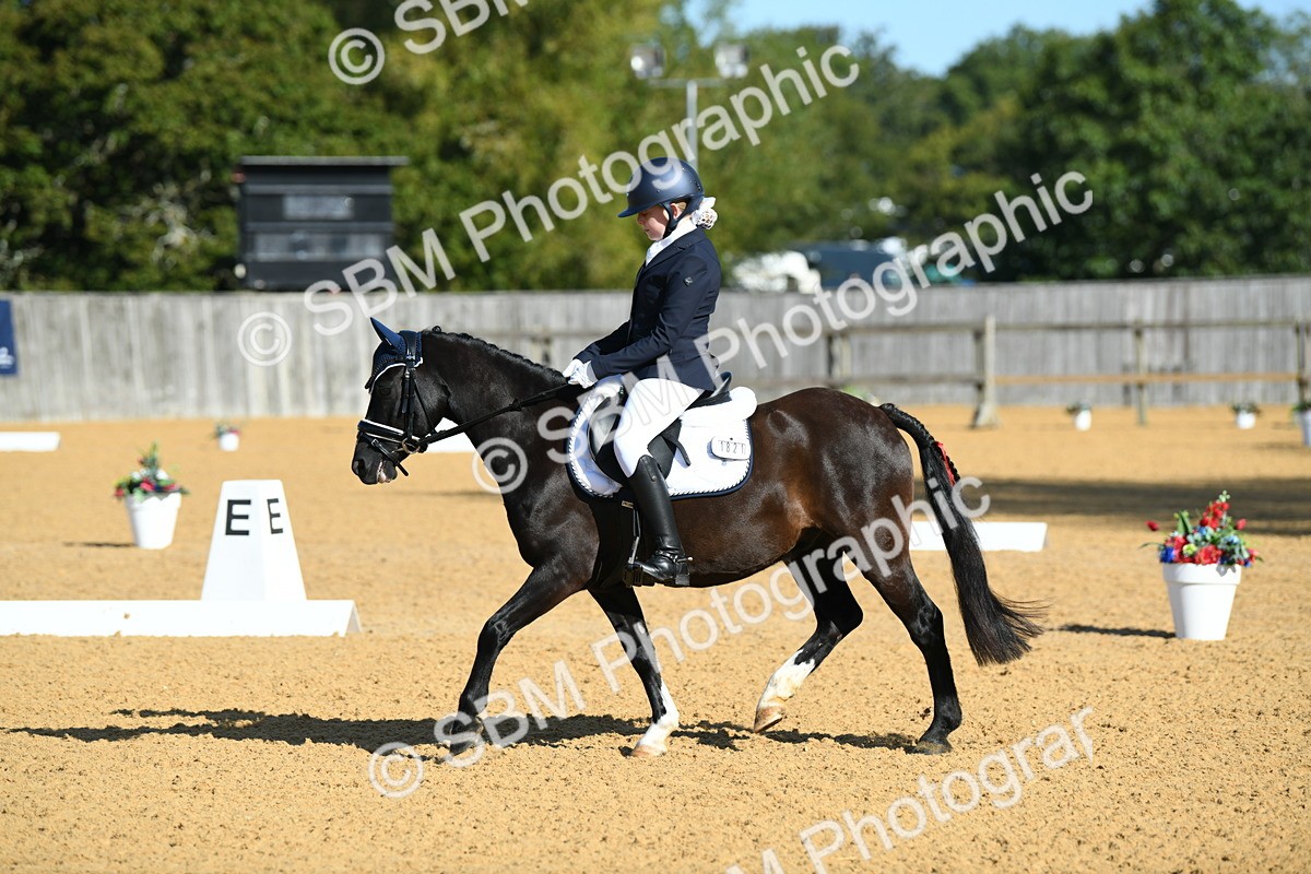 SBM_16318_D4 - Small Tour Championship - Intro B - Emma G.