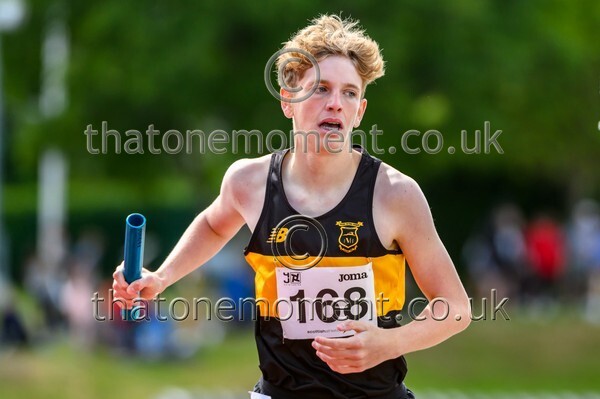 Relays25-928345 - Track Male Set Three