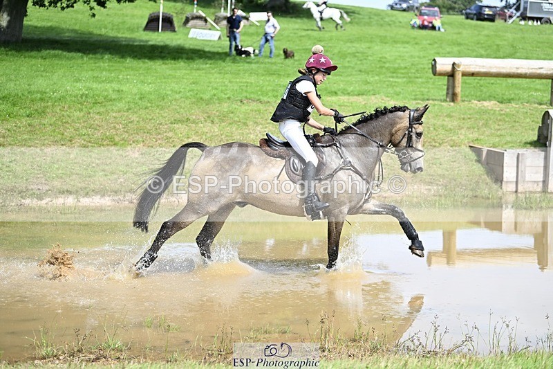 240803-152010-08478 - 227-Neve_Webber-MR_BUZZ