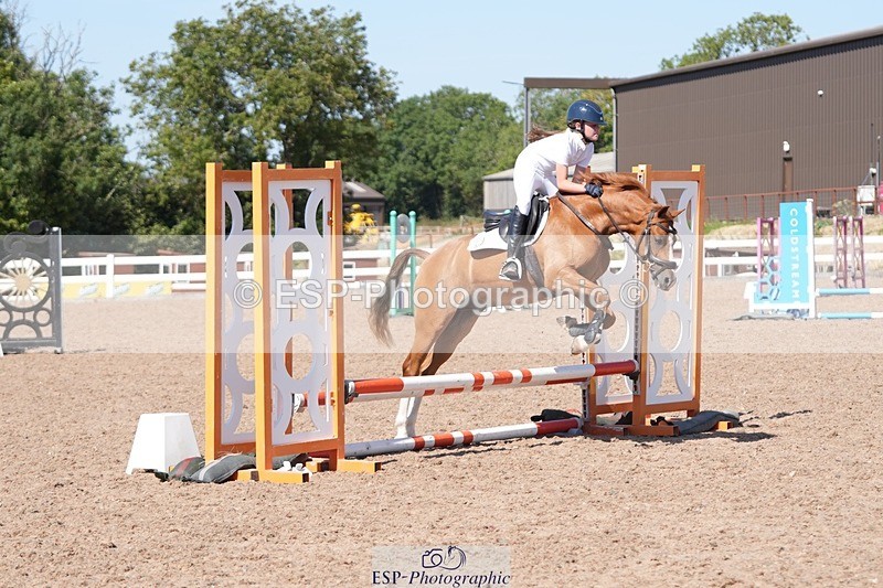 260811-153101-00037 - Cls 1 and 2 Clear Round
