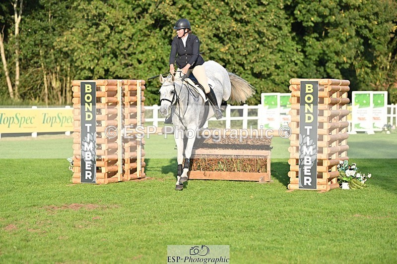 230909-180844-07966 - Cls 14 Snr 1m Derby