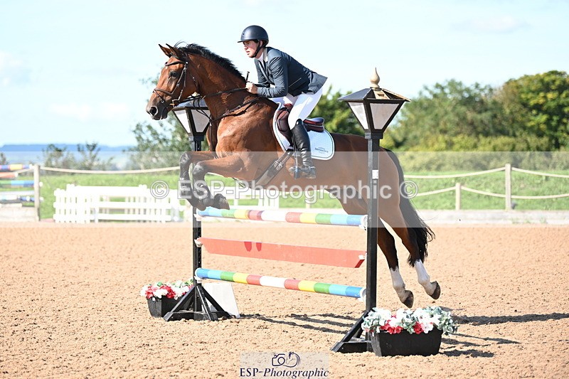 240913A-110342-03798 - Cls 14 Snr Newcomers