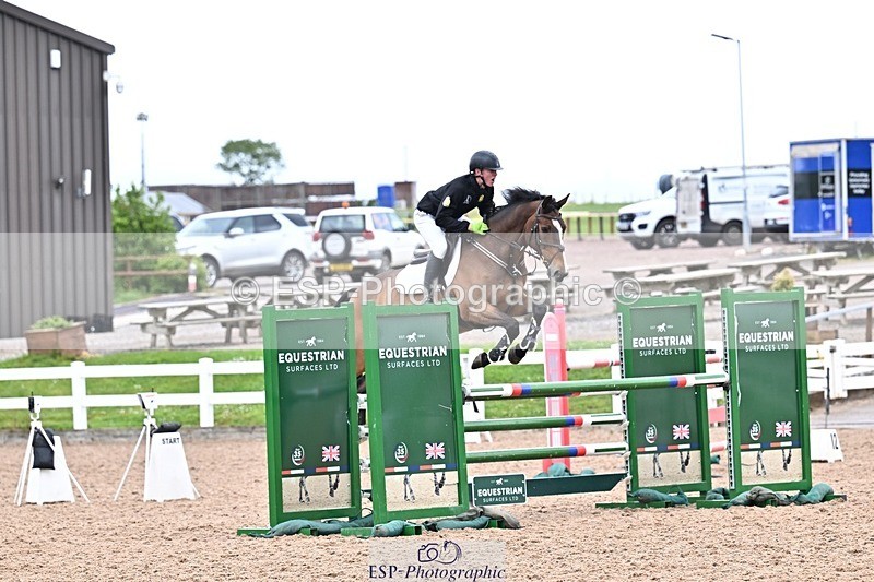 260520-135329-00710 - Cls 6 Foxhunter and 1.20m Open