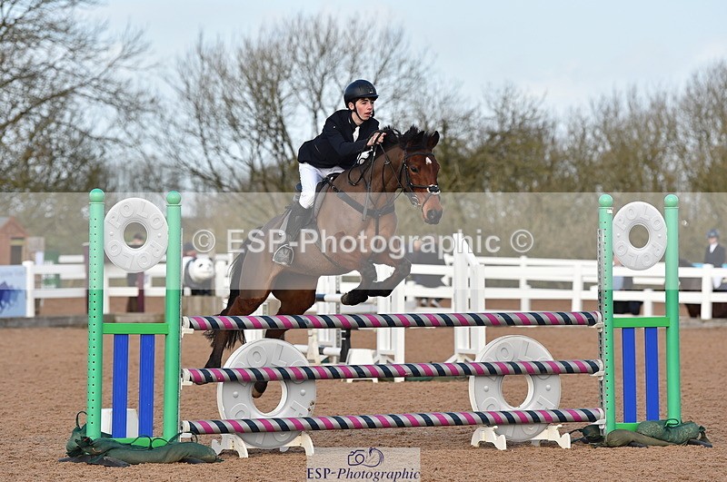 240210A-115224-01047 - Cls 8 Pony Newcomers & 1m Open