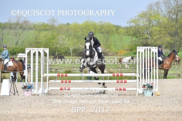 BPP_7017 - CLASS 5 FRI Veterans Show Jumping