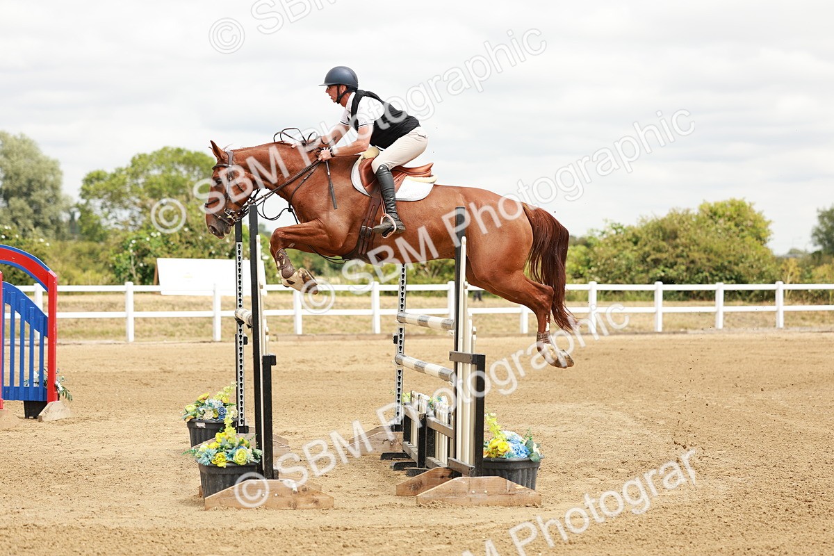 SBM_018289 - Class 21 - Senior Newcomers Championship 2d Rd