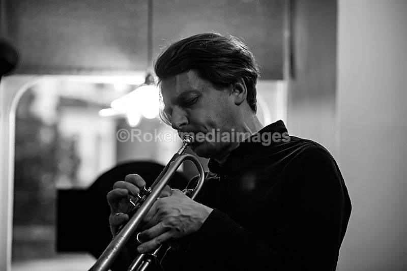  - BEN THOMAS & DAVIDE LOGIRI TRIO