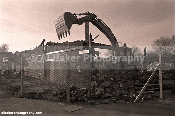 002 psv / russell club - DNB: MCR