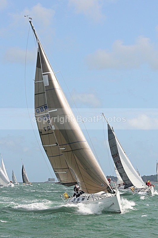 160702 FOOTPRINT GBR7692T - ROUND THE ISLAND Y92A3749_E - ROUND THE ISLAND 2016