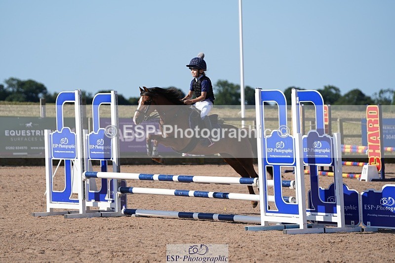 250712-092400-01110 - Cls 1 Pony Intro 70cm