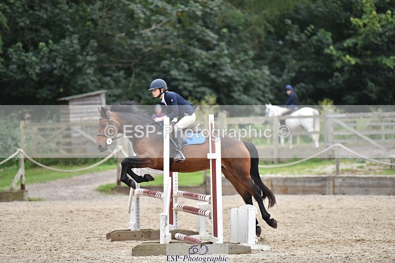 240802-110916-02618 - 80cm Round 1