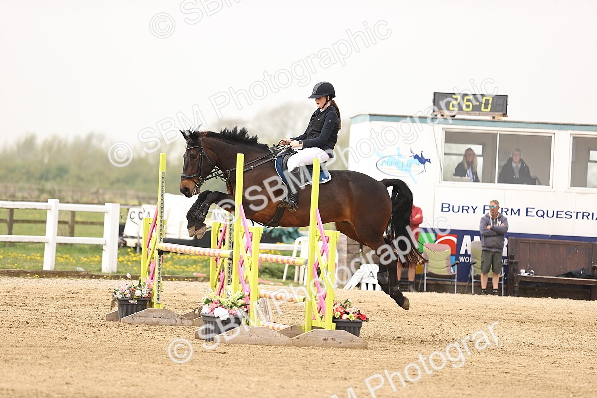  - Class 15 - Senior British novice - 90cm