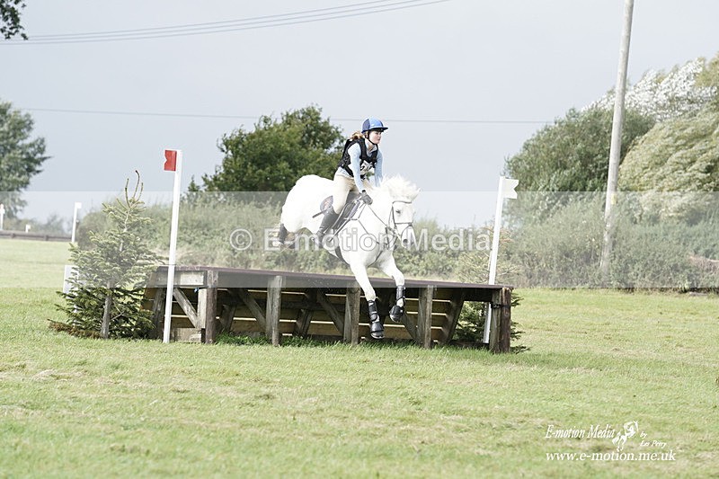  WWHT 031021 3667 - Intermediate Pairs (0.90m) 03/10/21