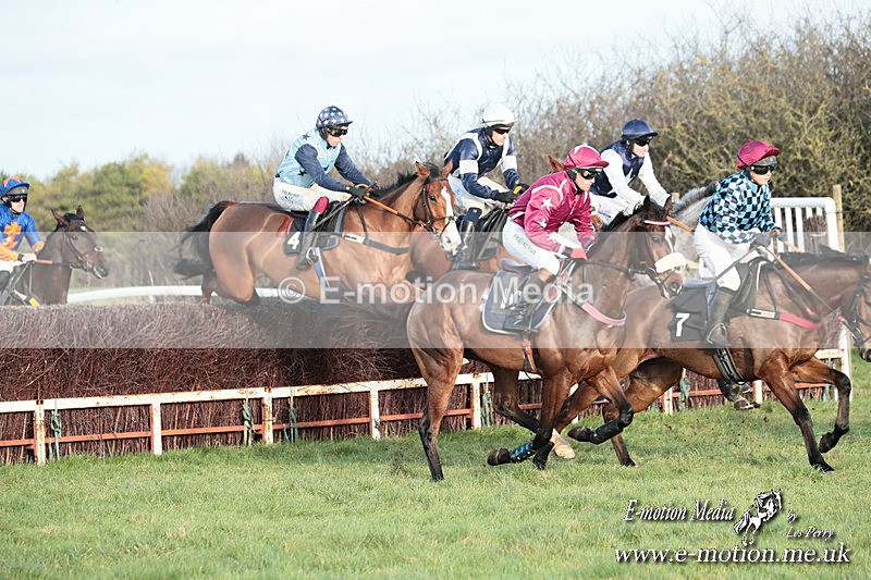 PtP 141225  1585 - New Forest Hounds PtP Larkhill 14/12/25