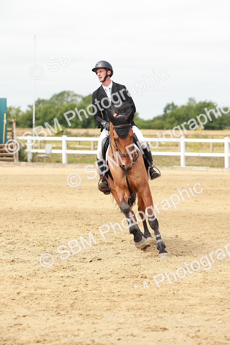 SBM_016959 - Class 20 - Senior Newcomers - 1.10m