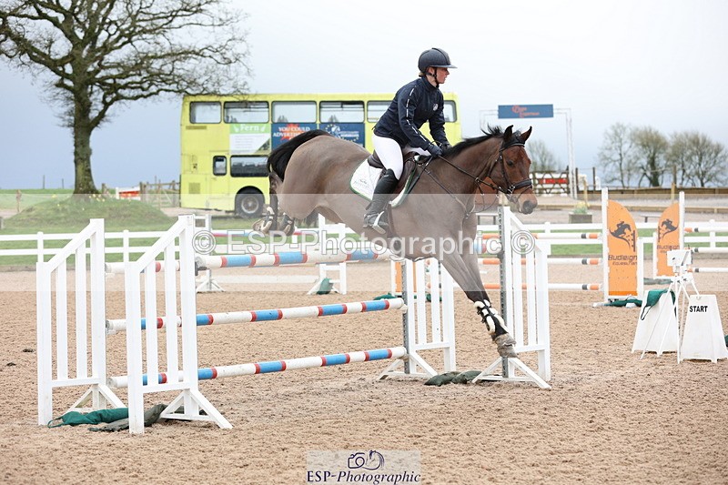 240223A-150919-02170 - Cls 6 Foxhunter and 1.20m Open
